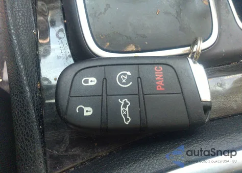 2015 Chrysler 300 Limited из США, поврежденный, VIN 2C3CCARG9FH923208